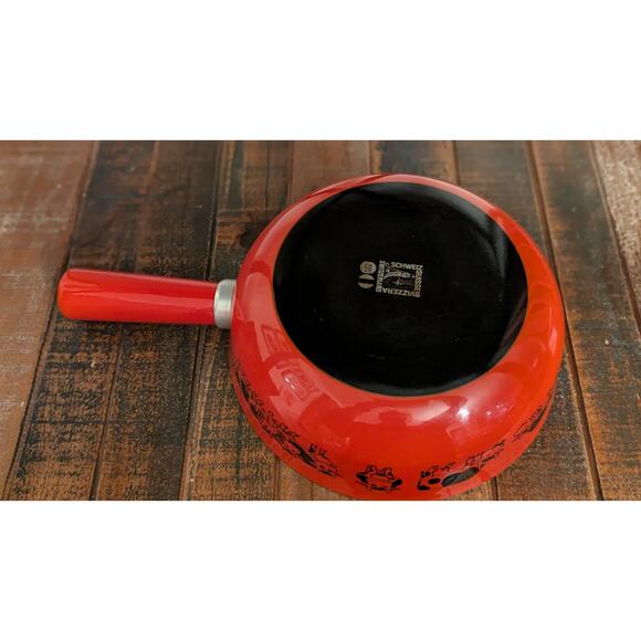 SWITZERLAND SCHWEIZ  Silit Foundue Red Pot with Cows - Picture 7 of 11